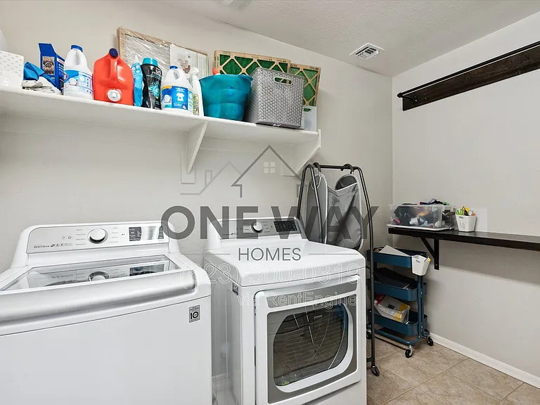 5246 S Locke — Photo 23