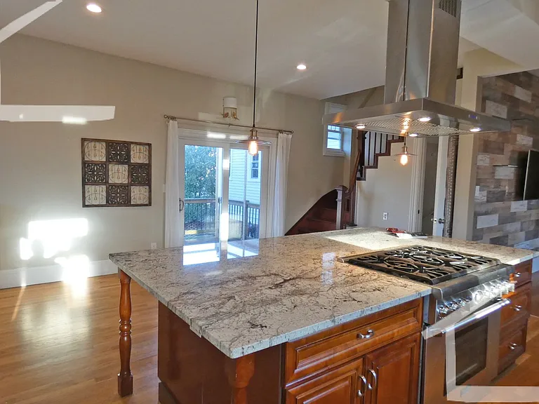 108 Walnut St #1A — Photo 5