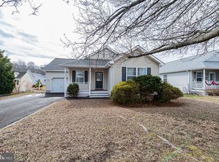 38208 Clover Ln, Frankford, DE 19945