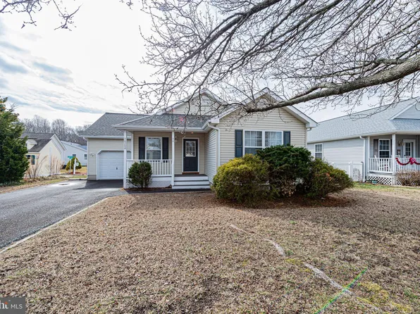 38208 Clover Ln, Frankford, DE 19945