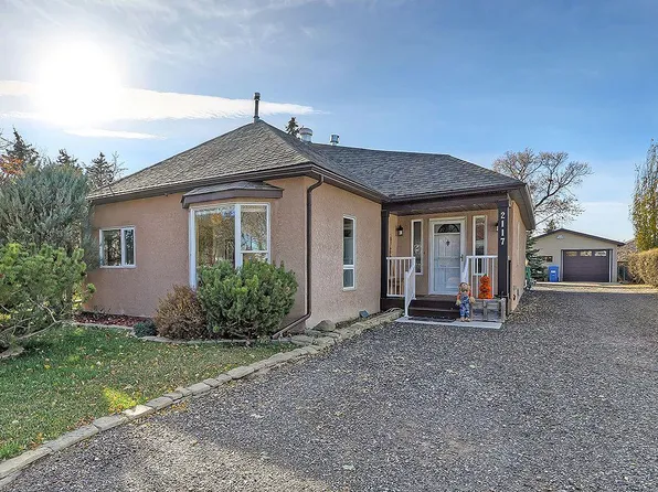 2117 E 26th Ave, Nanton, AB T0L 1R0