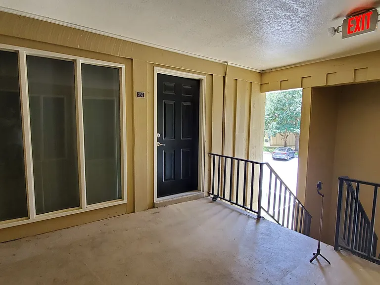 507 NW 39th Rd #237 — Photo 19