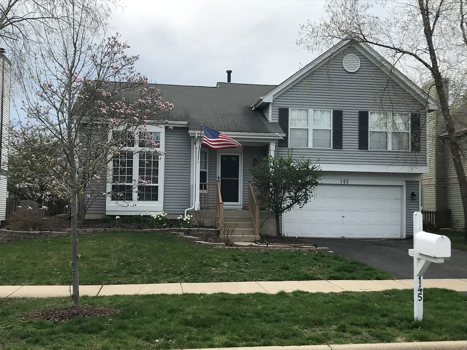 145 Churchill Ln photo 1