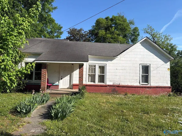 704 W Washington St, Athens, AL 35611