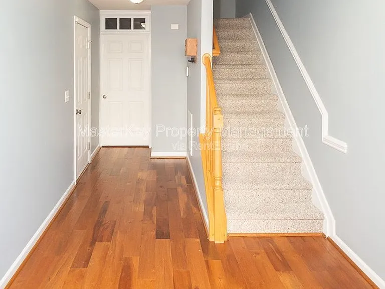 118 Darley Dale Loop — Photo 2