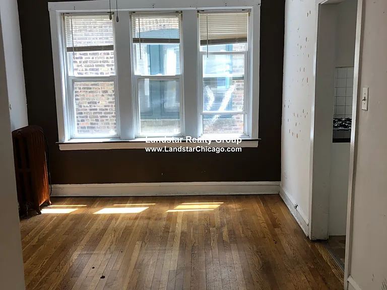 4043 N Mozart St #1E — Photo 7