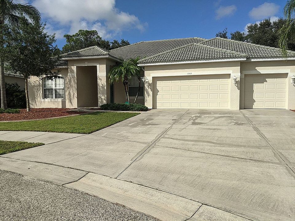 1st image of 1562 Pinyon Pine Dr