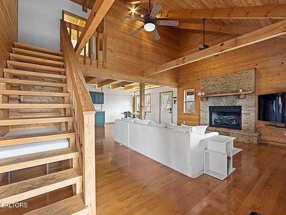 4th image of 1015 Kizzy Patch Way