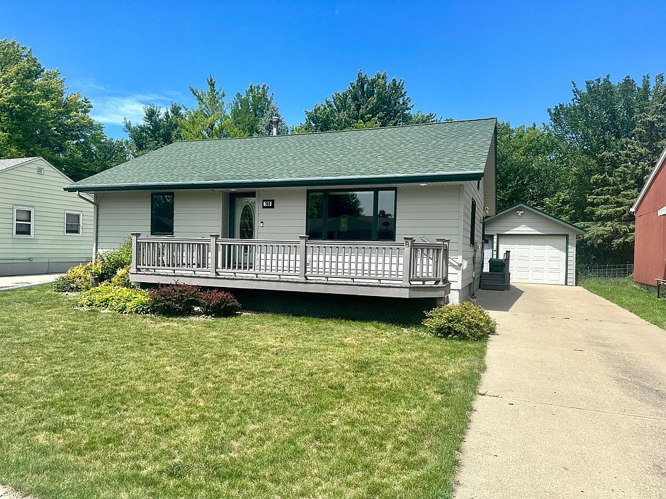 709 Bristol St, Worthington, MN 56187 MLS 6402100 Zillow