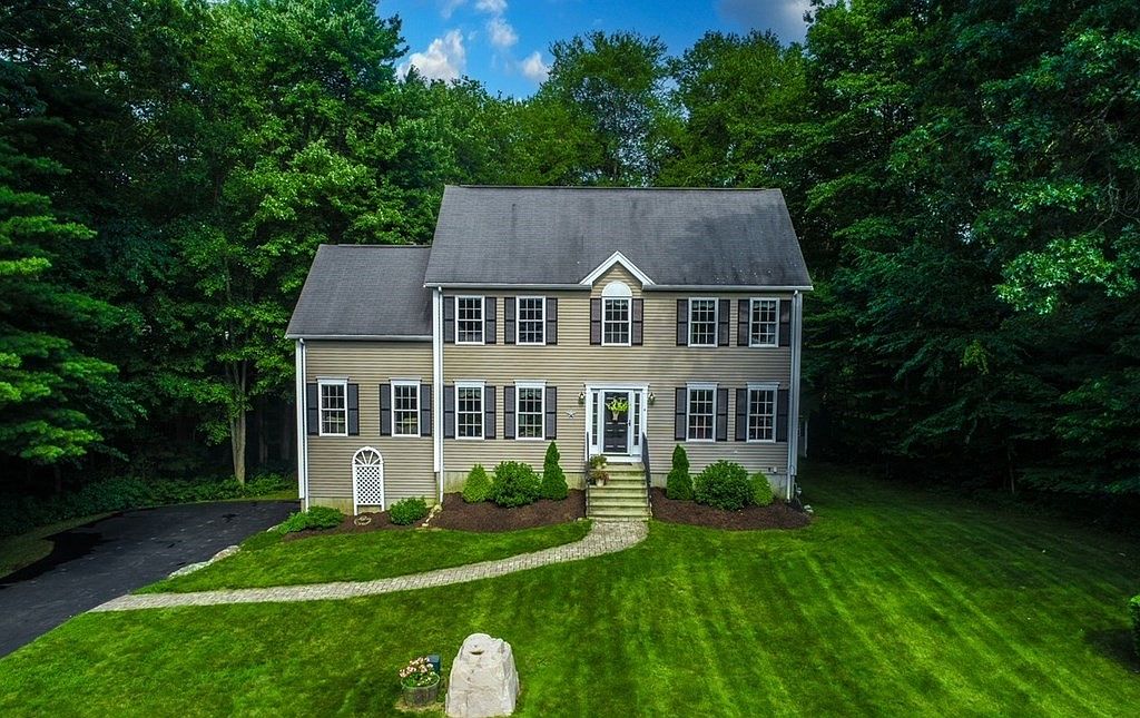 4 Tanglewood Dr, Franklin, MA 02038 Zillow