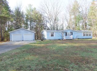 1225 W Blakely Rd, Sanford, MI 48657