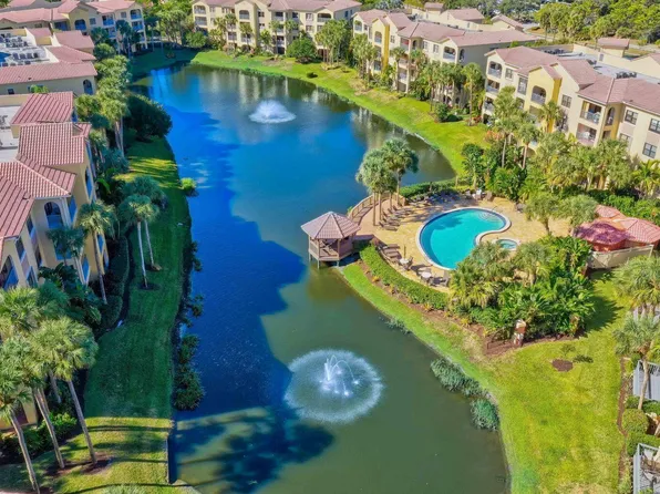 100 Uno Lago Dr APT 402, Juno Beach, FL 33408