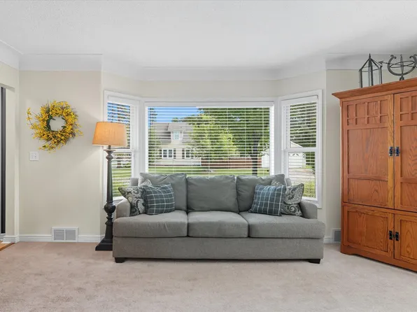 805 8th St SW, Pine City, MN 55063