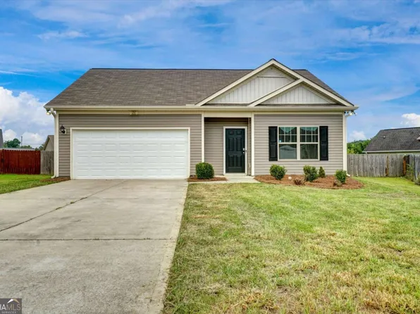 105 Liberty Way NE, Calhoun, GA 30701