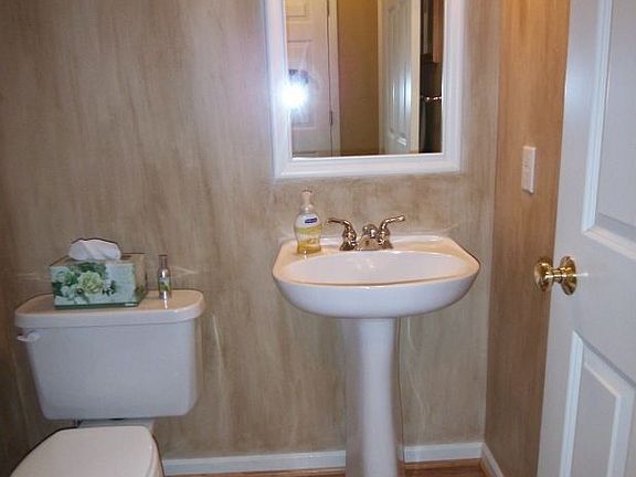 5th image of 4622 Greenlawn Dr