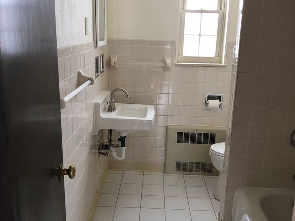 459 Bernhardt Dr APT 6