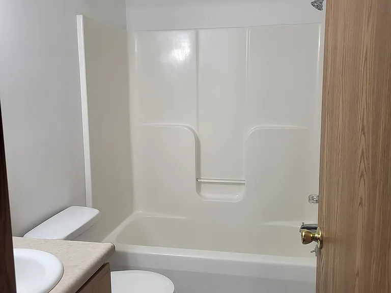 4915 Universal Dr #1 — Photo 5