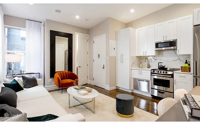 Rented by Douglas Elliman | media 24