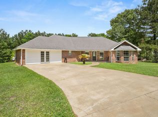 212 Section Line Rd, Leesville, LA 71446