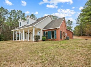 41 Lakewood Dr, Columbia, MS 39429