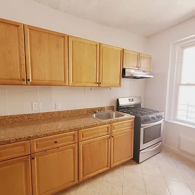 Rented by New York Residence | media 23