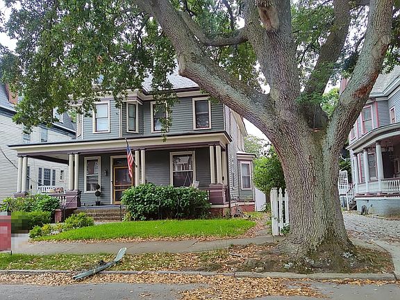 2nd image of 1043 Naval Ave