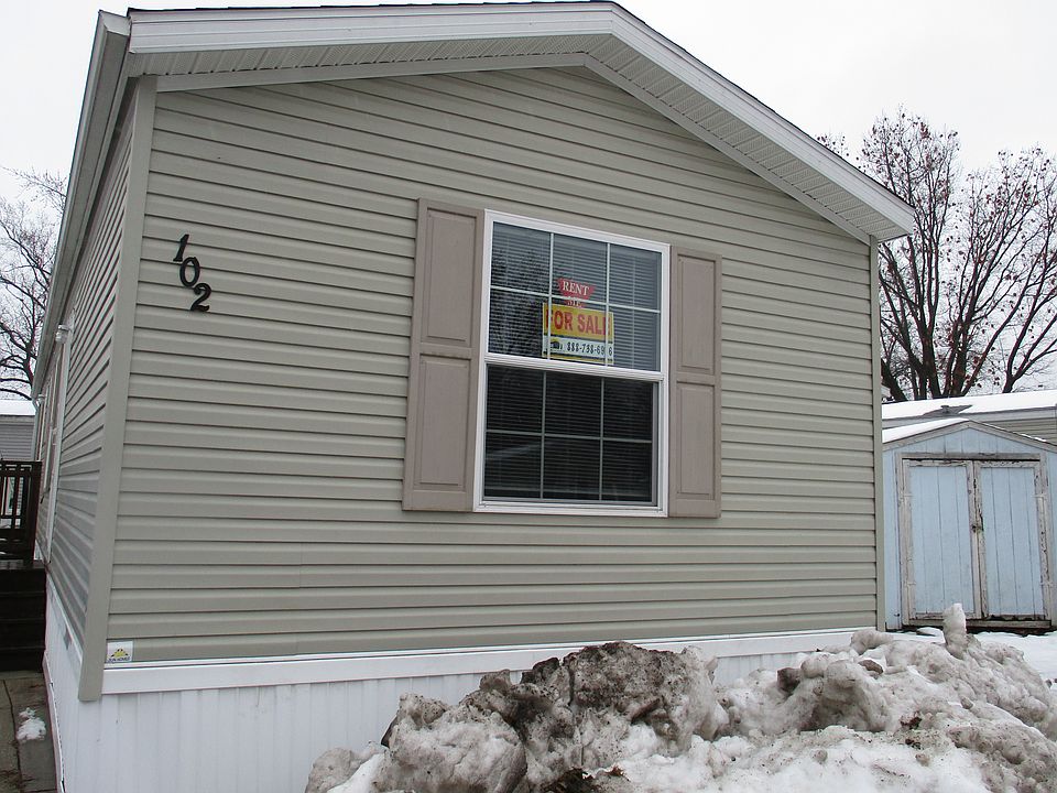 1st image of 102 Northbrook St SE #107