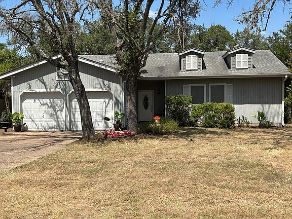 2nd image of 905 El Viejo Camino