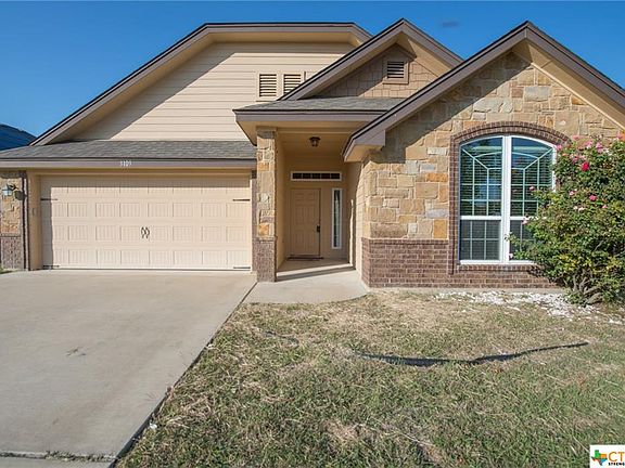 2nd image of 3109 Briscoe Dr