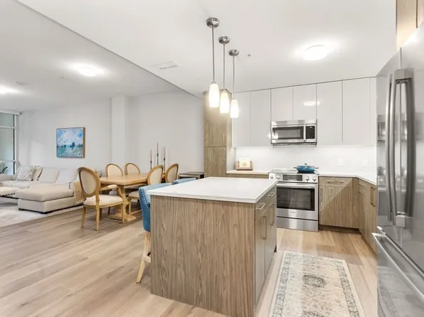 771 Harrison Ave #109, Boston, MA 02118