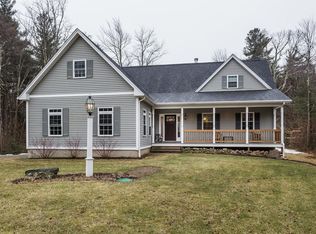 4 Jourdan Rd, Montgomery, MA 01085
