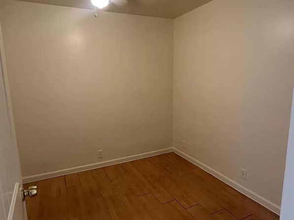 2634 N 43rd Ave #2A