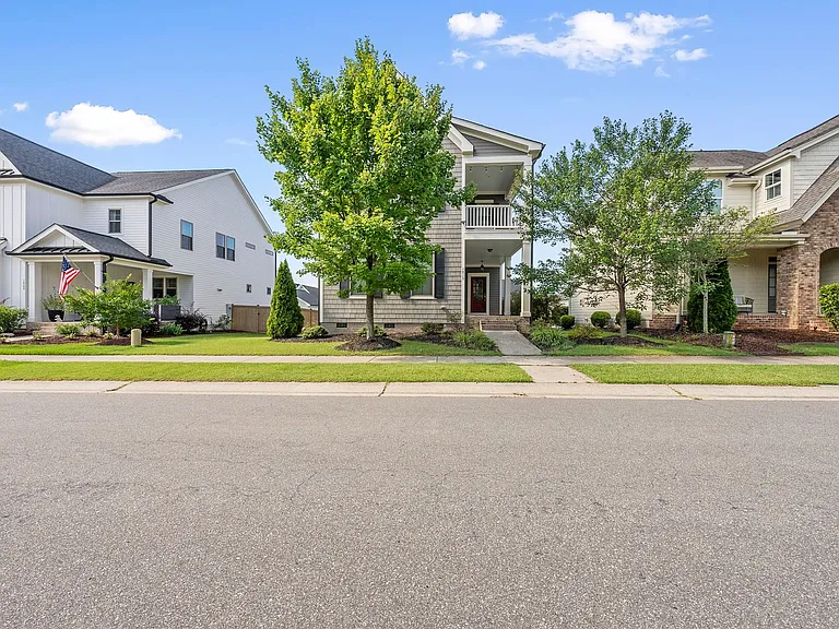 1813 Iron Mill Dr — Photo 2