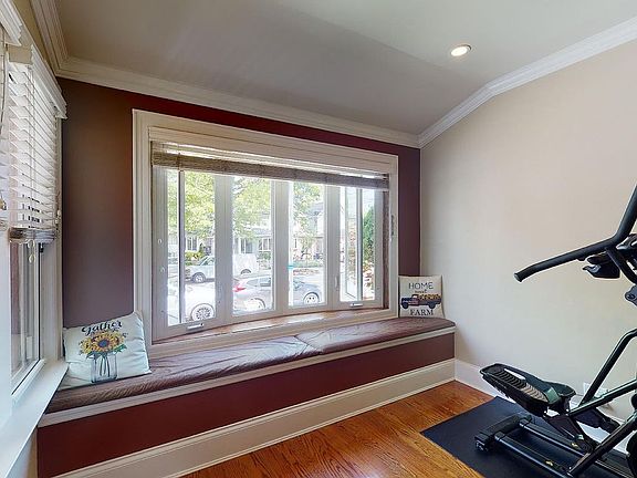 5th image of 6412 Avenue