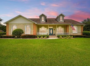 3217 Duchess Ct, Plant City, FL 33565