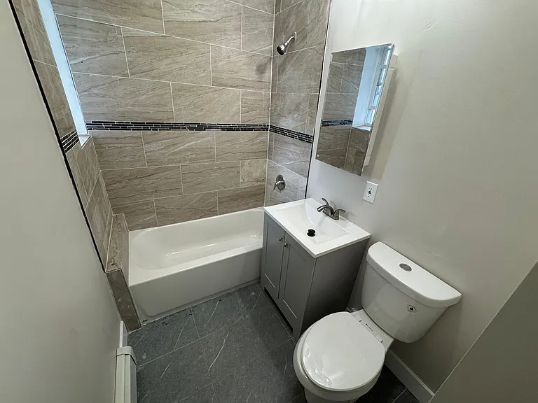 856 S 16th St #3C — Photo 2