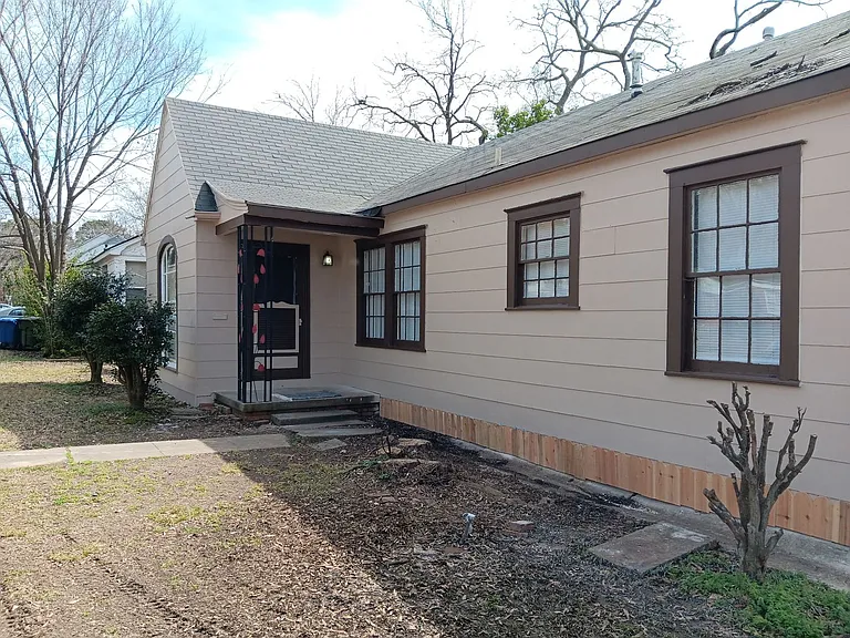 103 E Robinson Pl — Photo 46