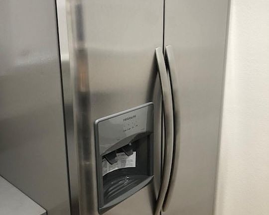 5th image of 1940 Malcolm Ave APT 106