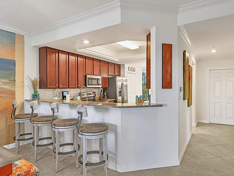 5558 Palmer Cir #101 — Photo 41