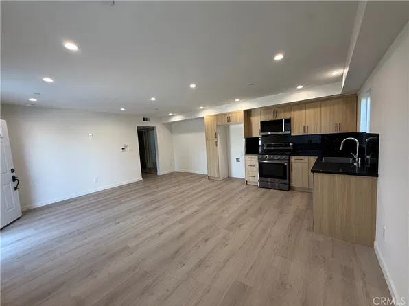 6545 Satsuma Ave, North Hollywood, CA 91606