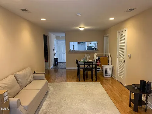 929 Morreene Rd Photo 1