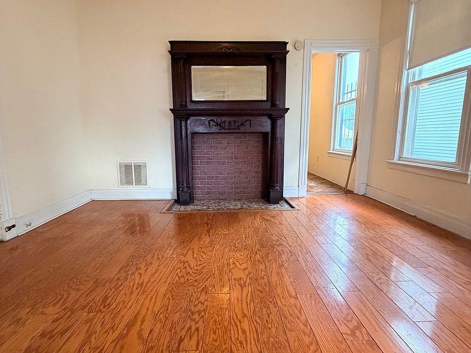 1st image of 395 Howard Ave #A