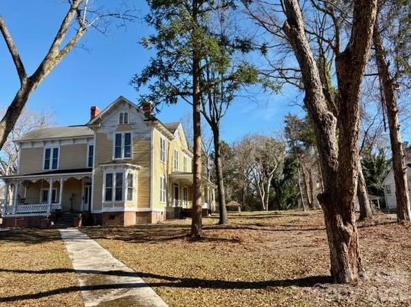 509 Leak Ave, Wadesboro, NC 28170