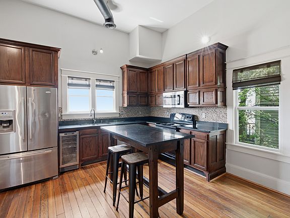 5th image of 512 S 9th St