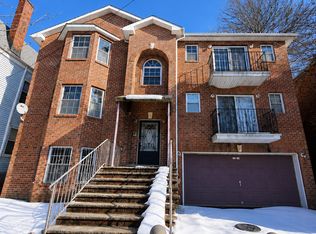 372-374 S 19th St #B, Newark, NJ 07103