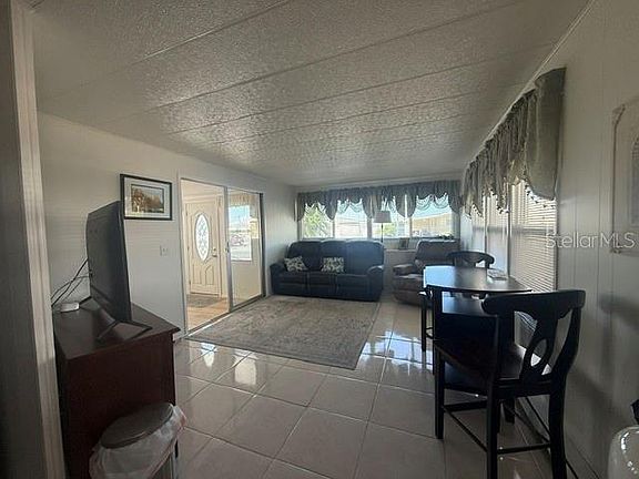 4th image of 294 Colonial Blvd #48