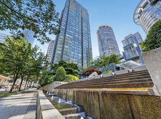 1200 Georgia St W #2202, Vancouver, BC V6E4R2