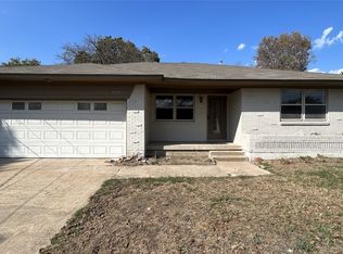 2233 Larry Dr, Dallas, TX 75228