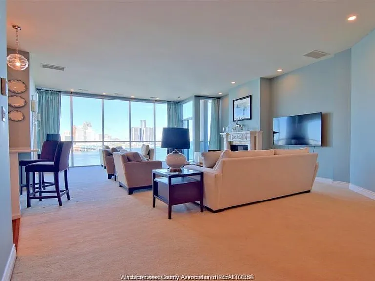 1225 Riverside Dr W #1204 — Photo 5