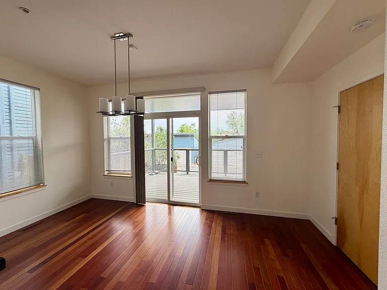 1348 Yellow Pine Ave — Photo 13